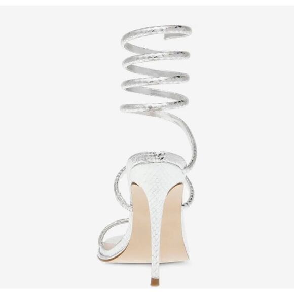 Steve Madden EXOTICA Strappy Sandal Silver Size 6 NWOT - Picture 3 of 9
